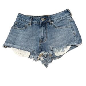 Kendall & Kylie Jean Shorts Juniors Size 3